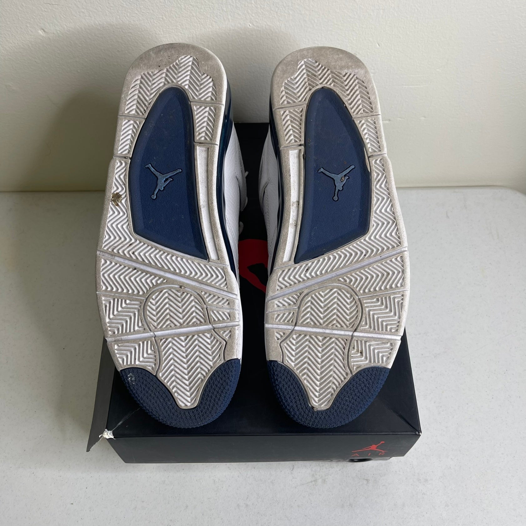 Size 12 - Jordan 4 Retro Columbia (2015)