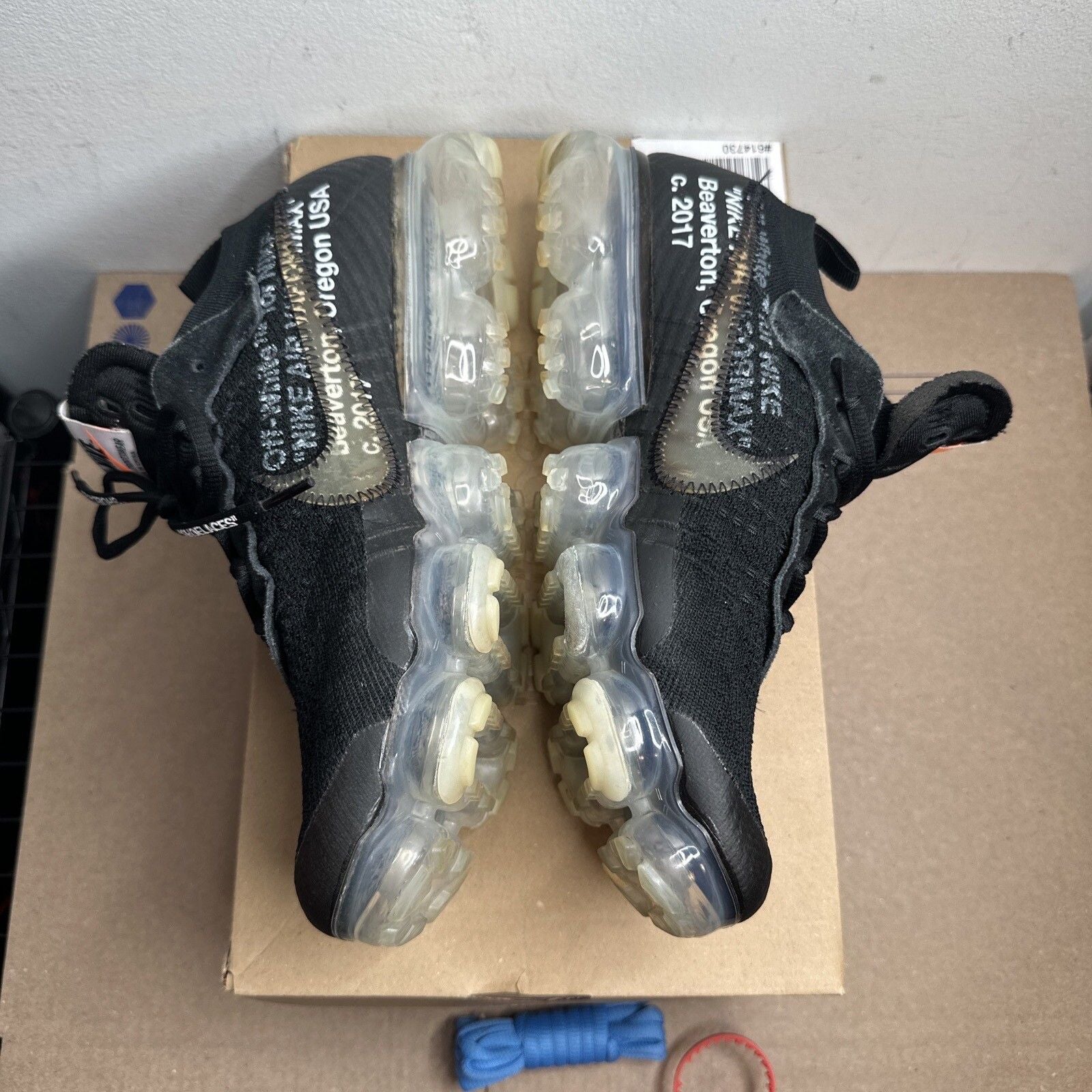 Size 8.5 - Nike Air VaporMax Off-White Black (2018)