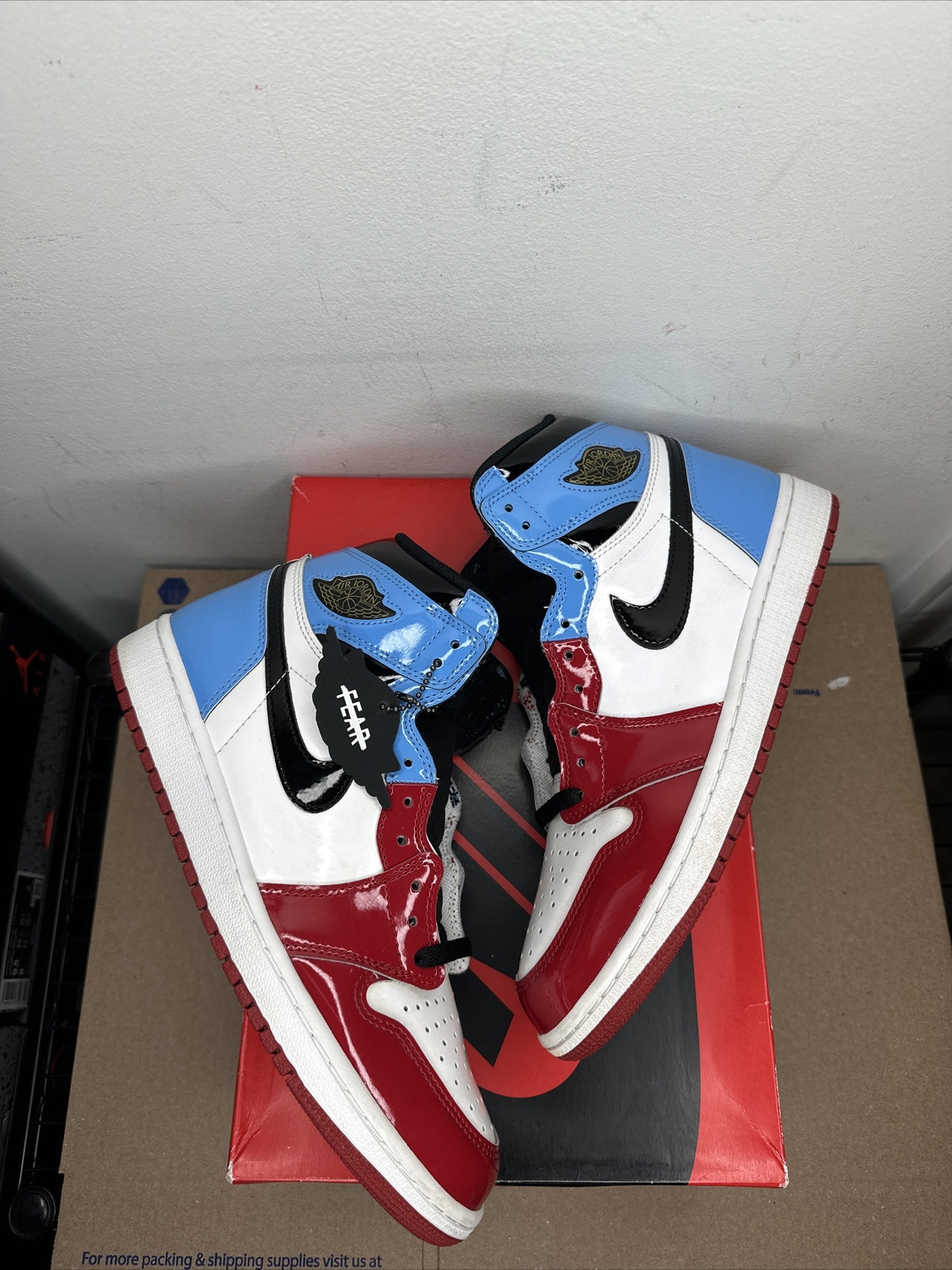 Size 9.5 - Jordan 1 Retro High Fearless UNC Chicago