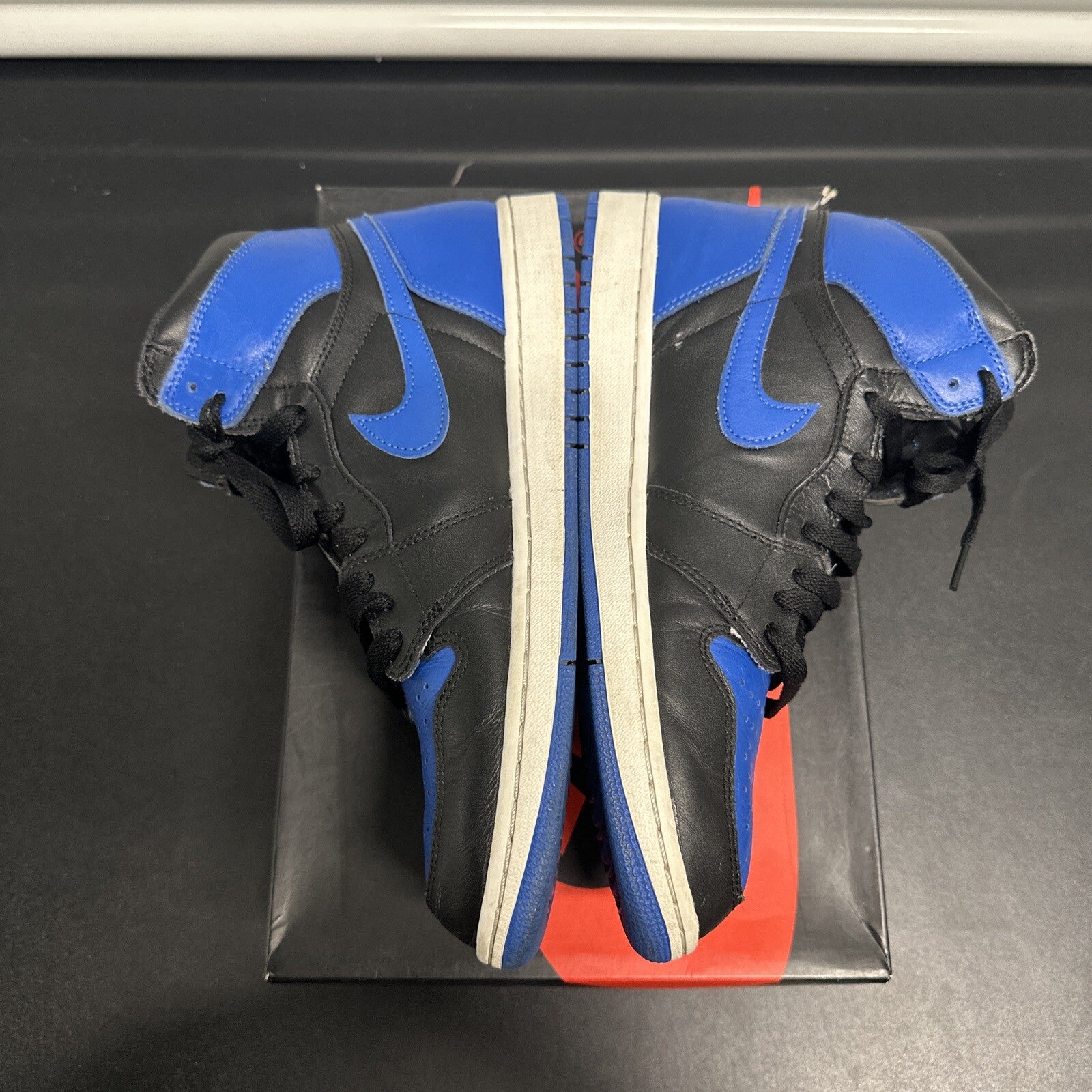 Size 10.5 - Jordan 1 Retro Royal (2017)