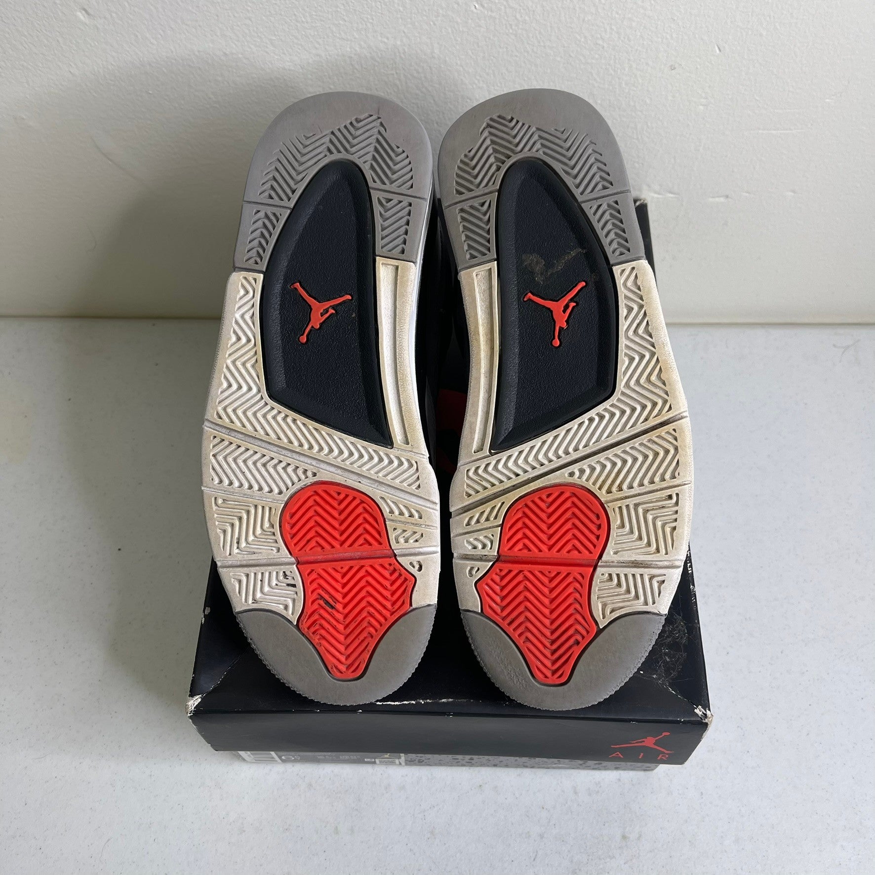 Size 6.5y - Jordan 4 Retro Infrared (GS)