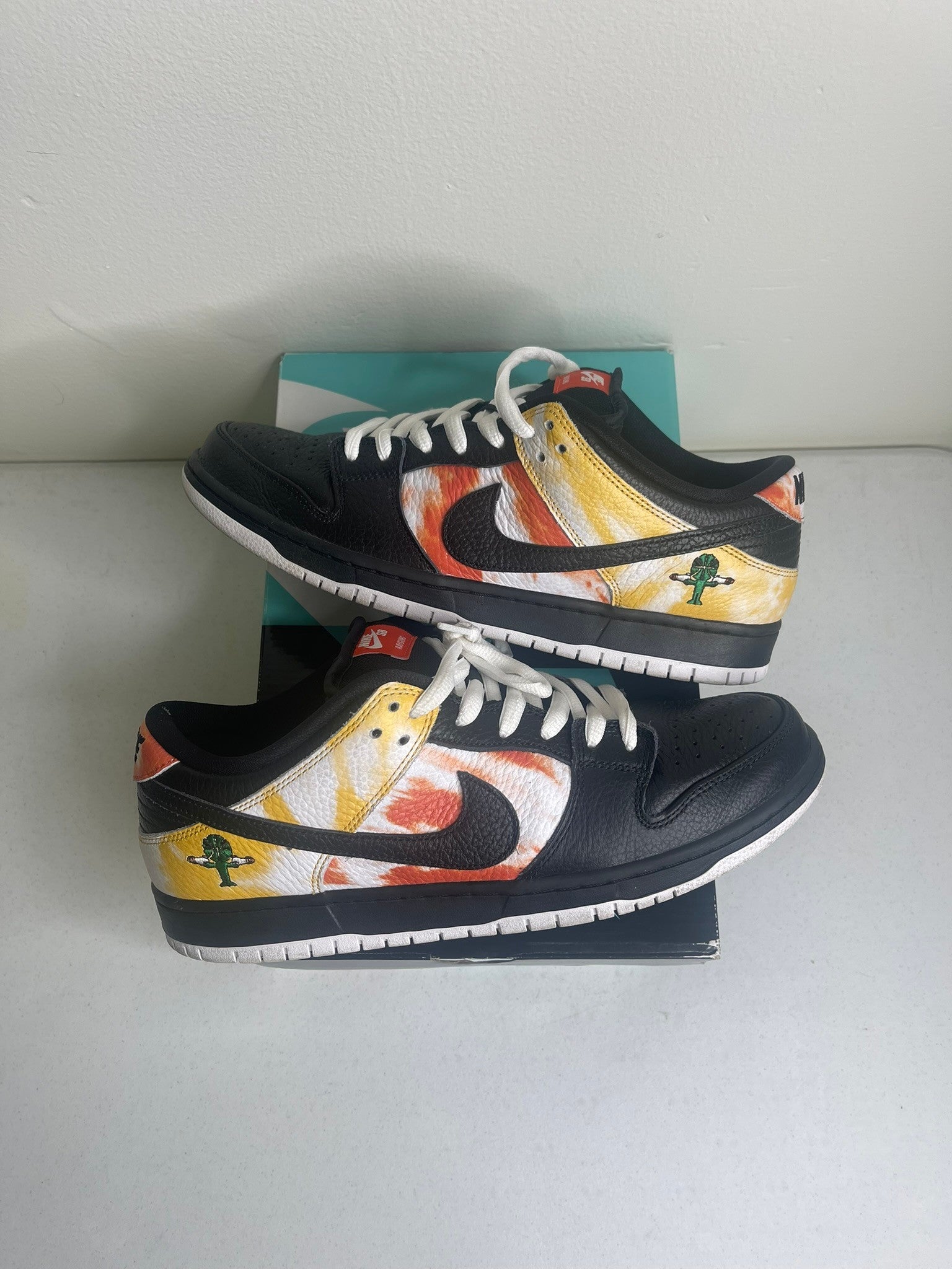 Nike SB Dunk Low Raygun Tie-Dye Black