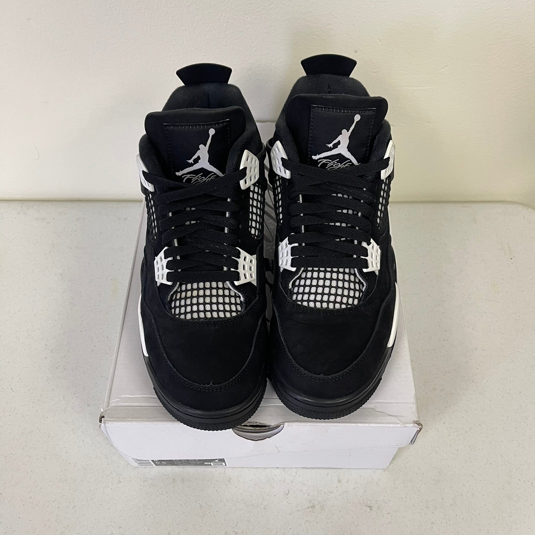 Size 8 - Jordan 4 Retro White Thunder