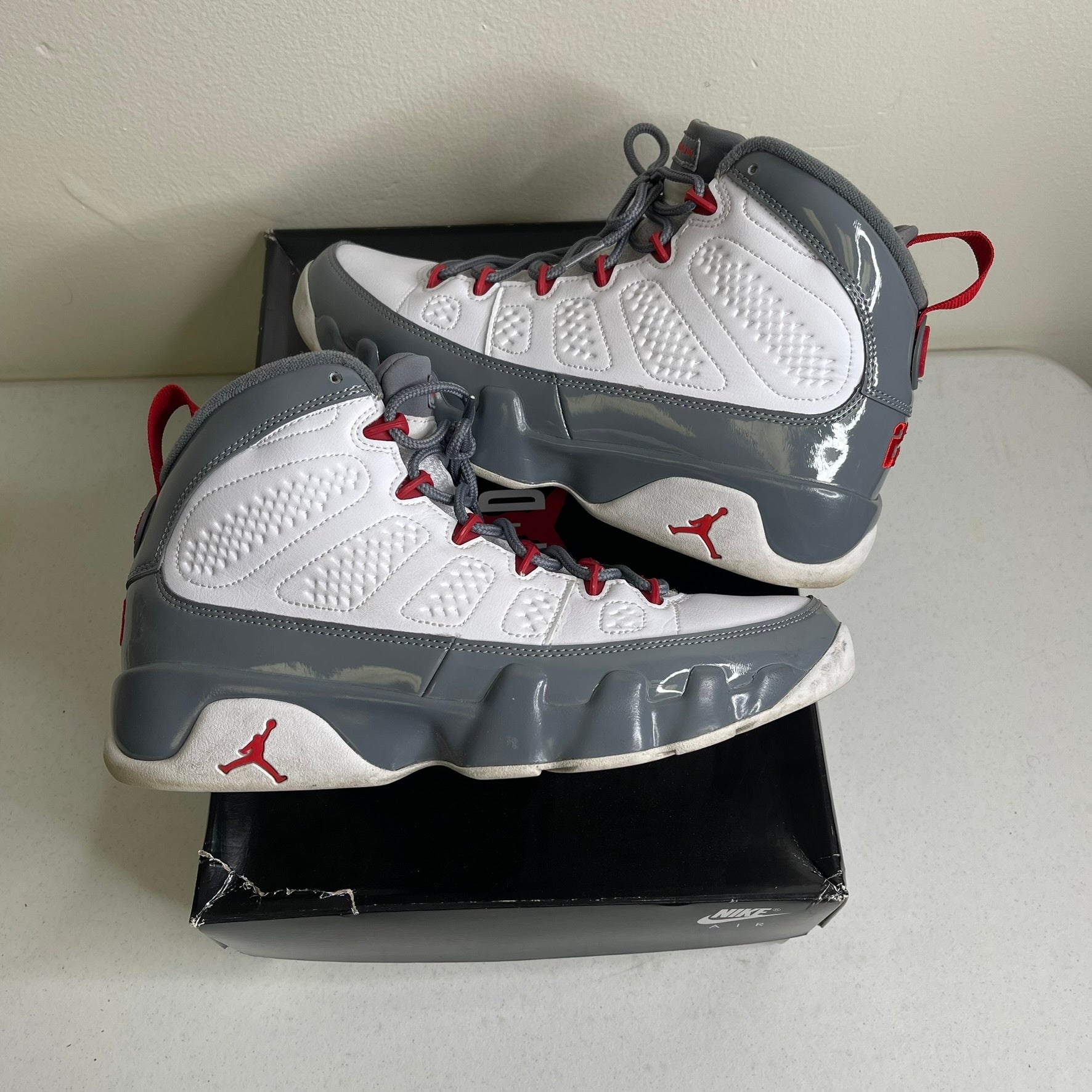 Jordan 9 Retro Fire Red