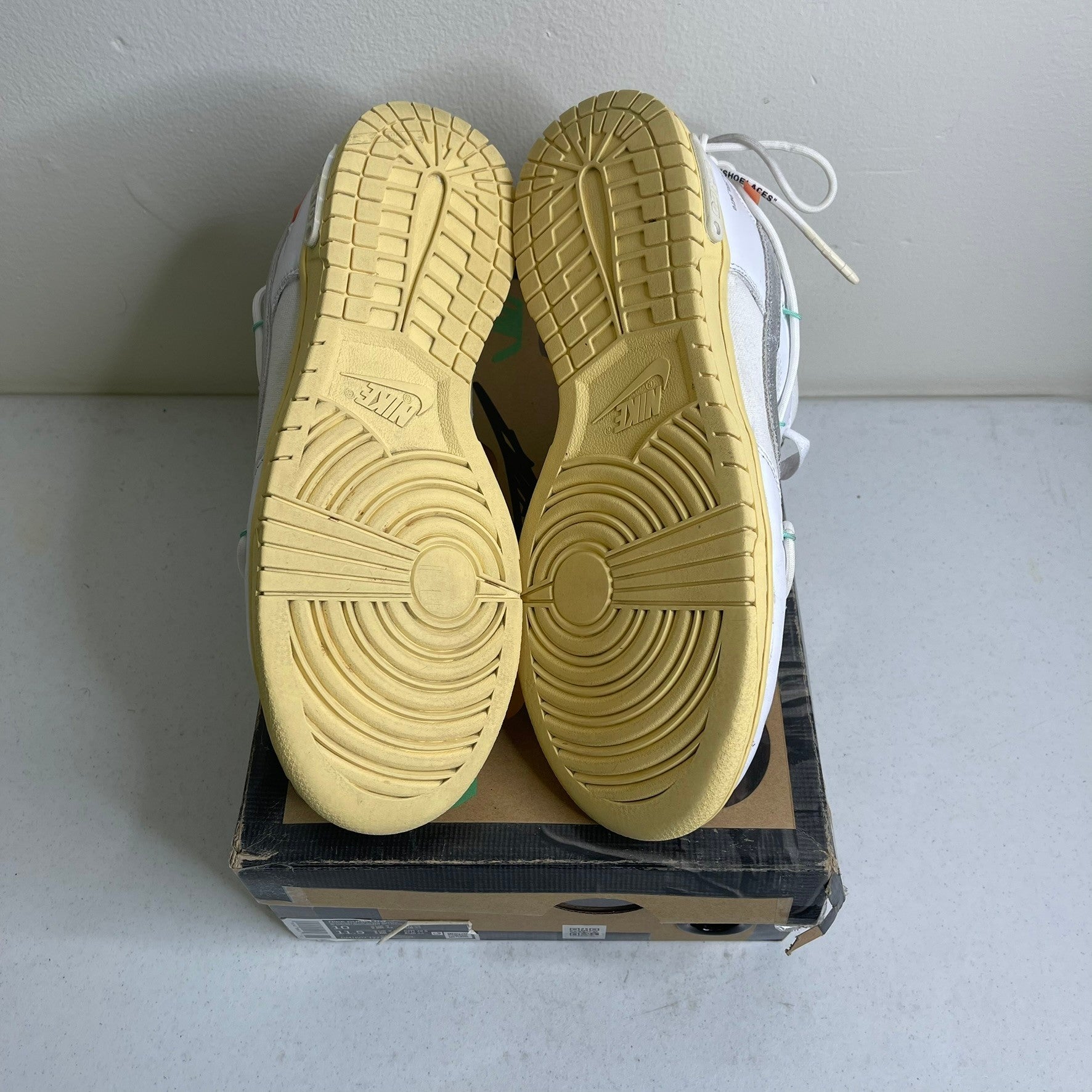 Nike Dunk Low Off-White Lot 1