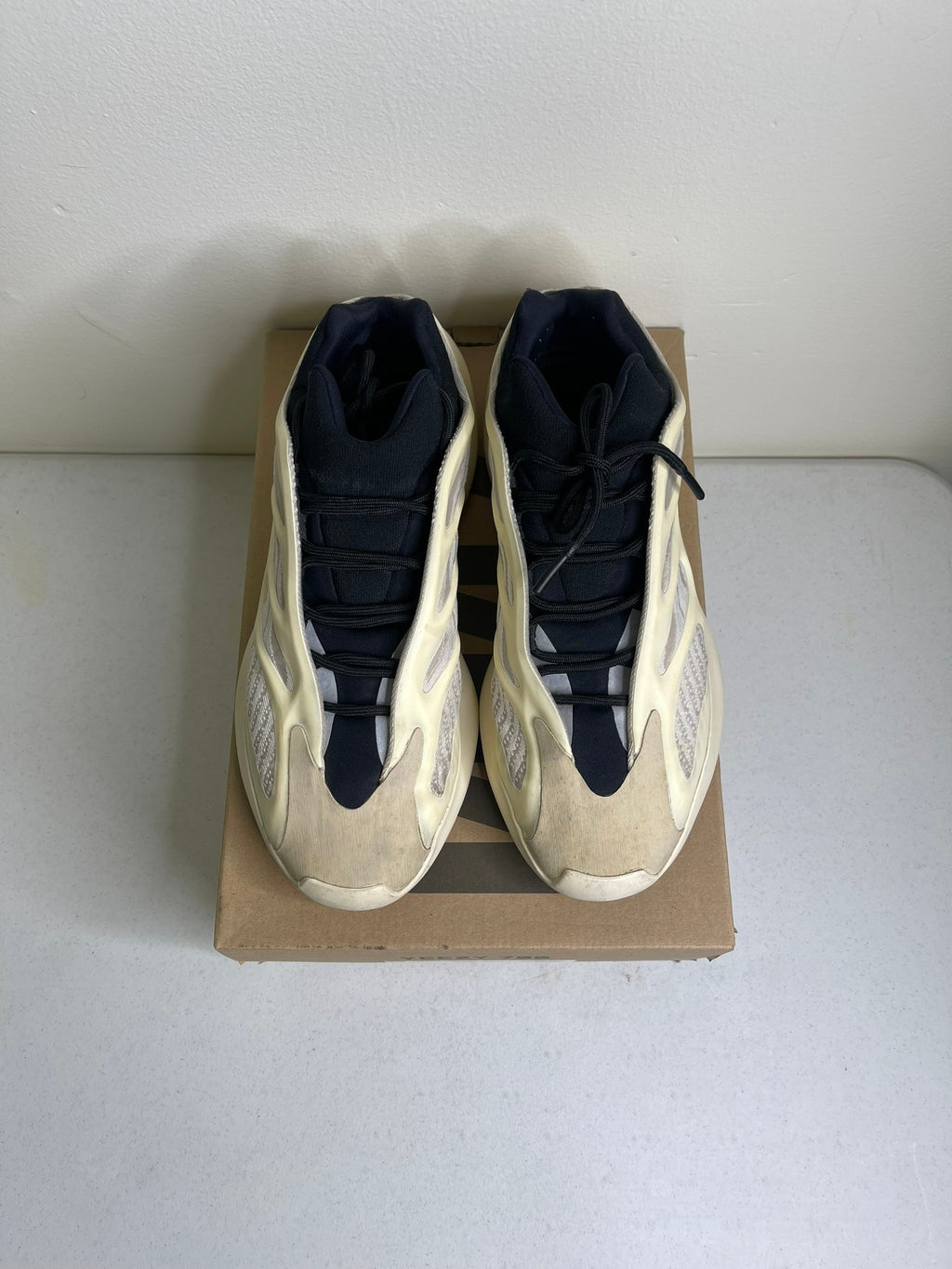 adidas Yeezy 700 V3 Azael