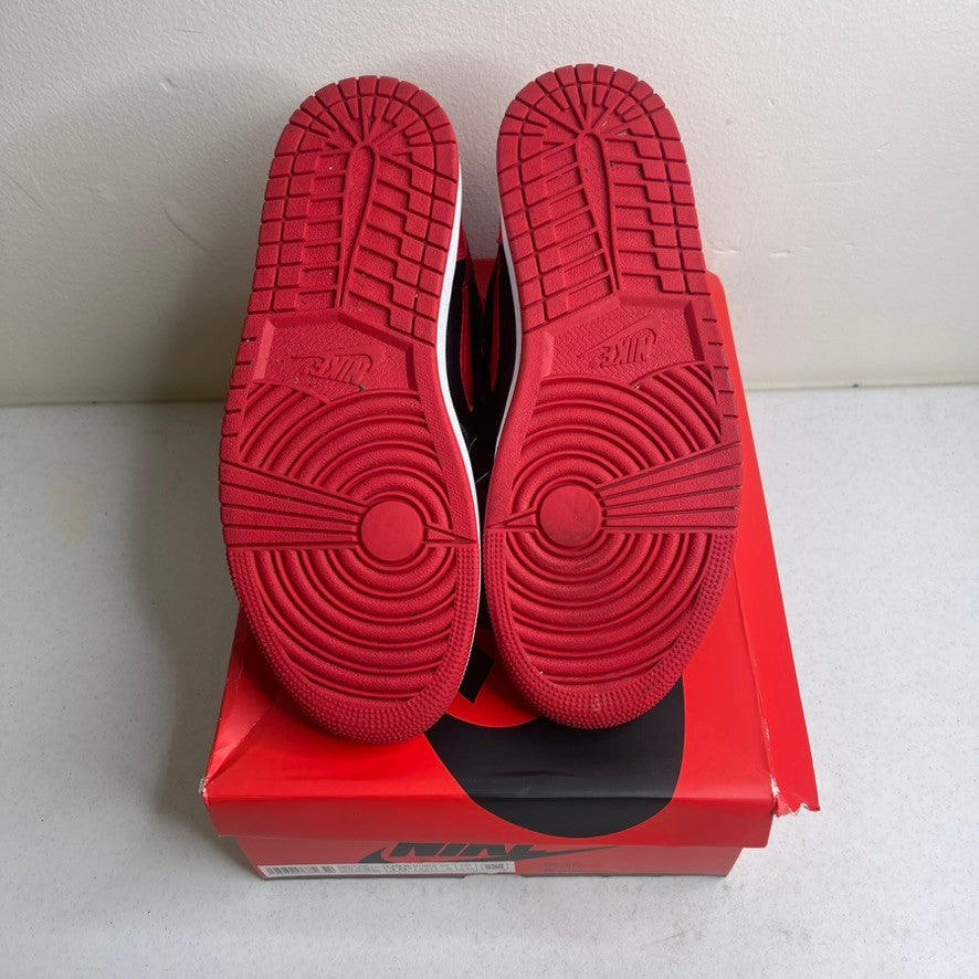 Size 10.5w - Jordan 1 Retro High OG Satin Bred