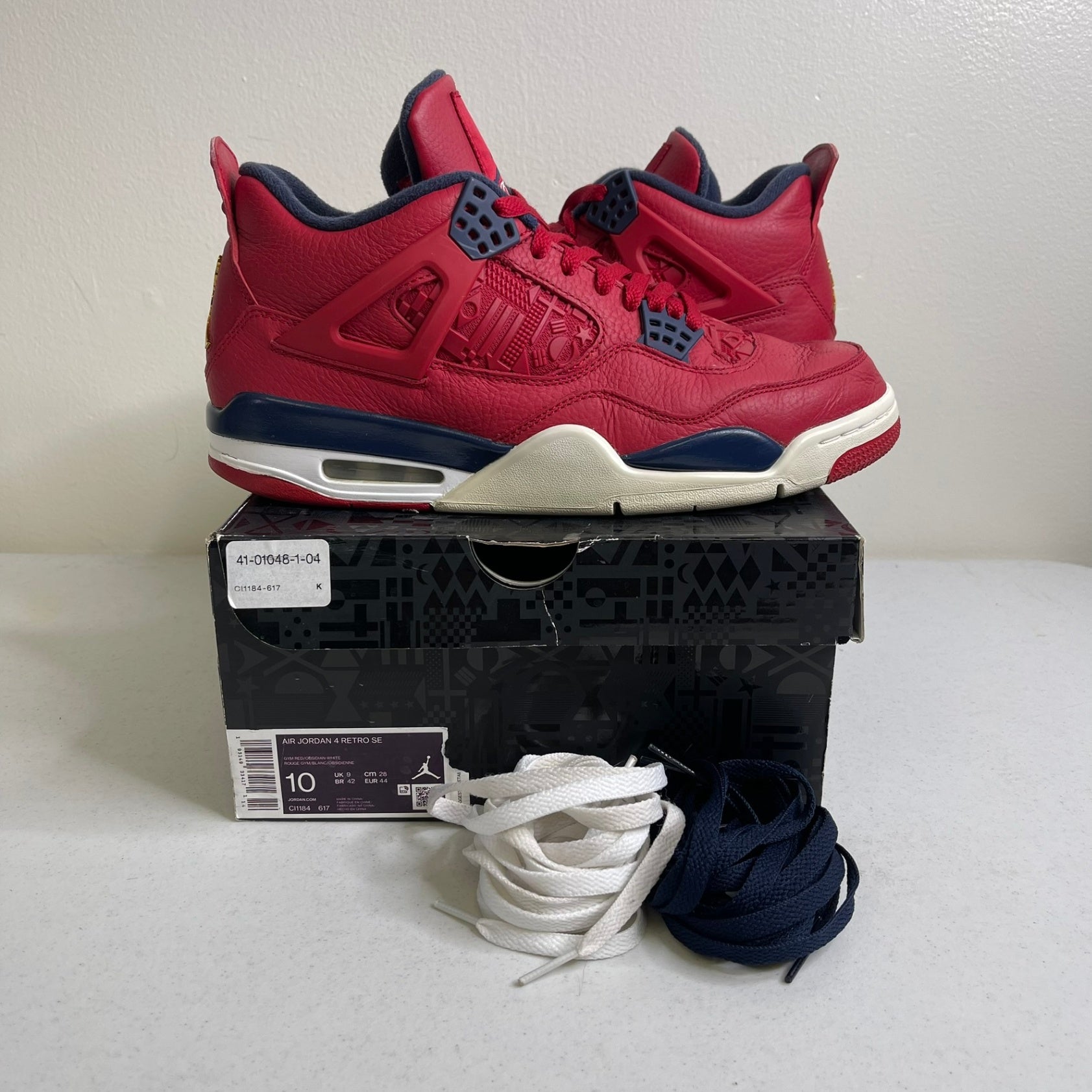 Jordan 4 Retro FIBA (2019)