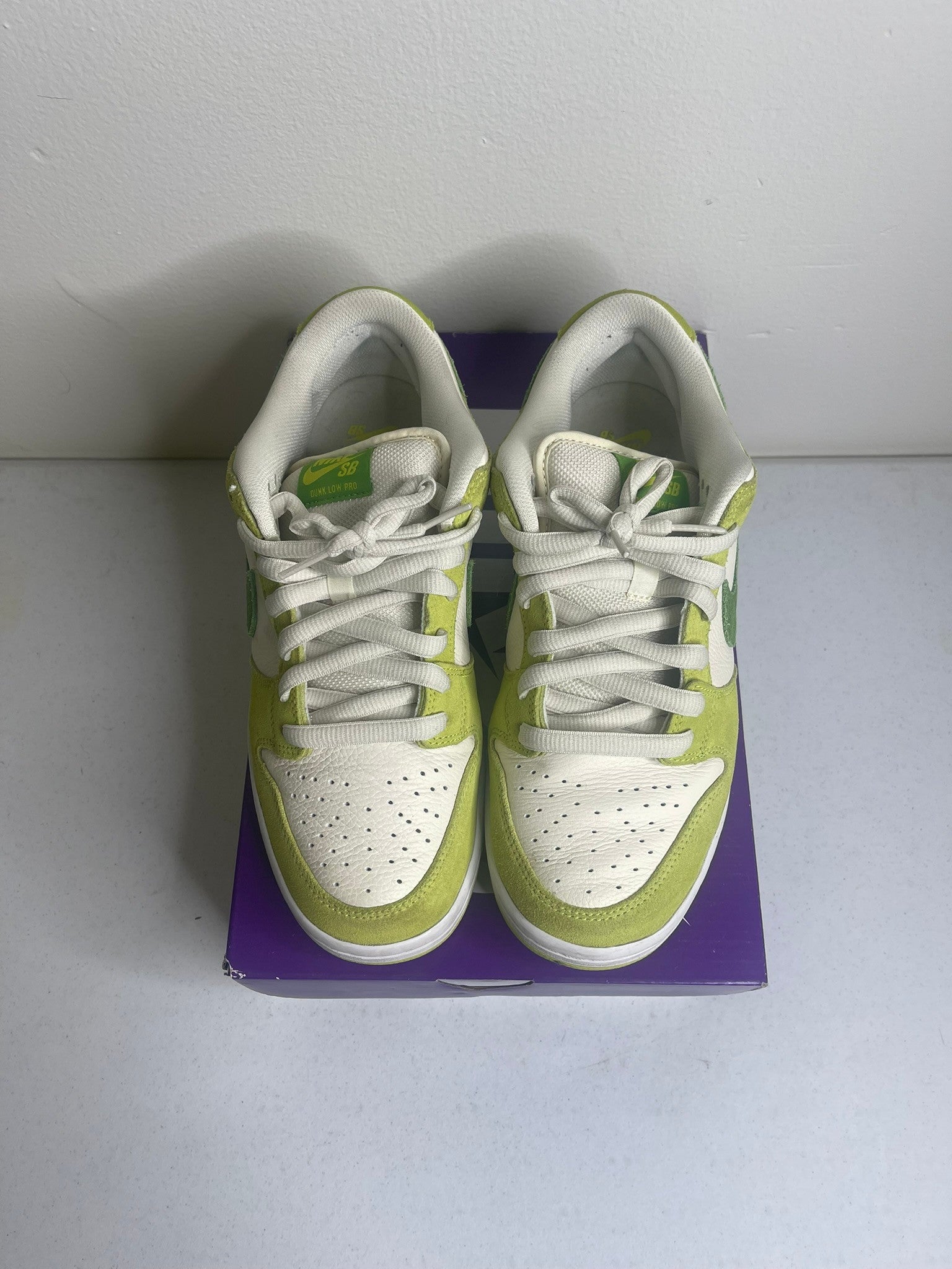 Nike SB Dunk Low Green Apple