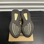 Size 9 - adidas Yeezy Boost 350 V2 Core Black Green