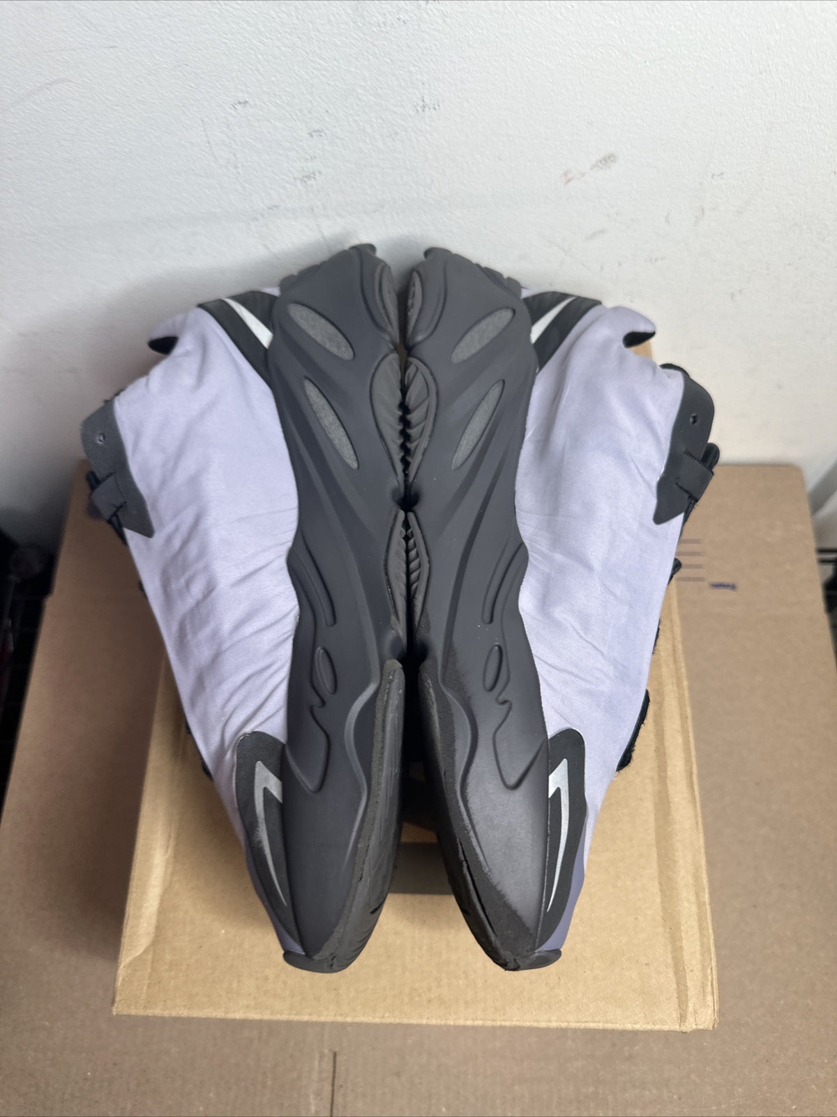 adidas Yeezy Boost 700 MNVN Geode