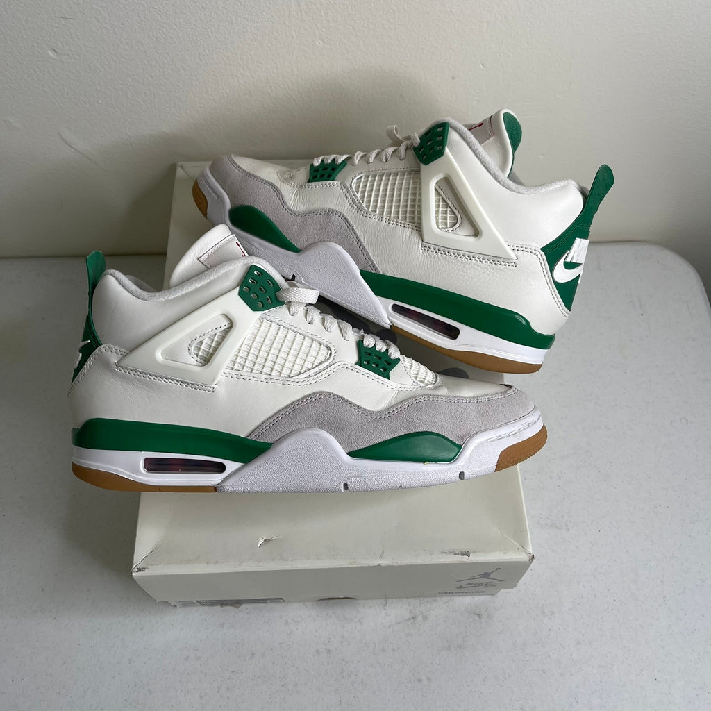 Size 10.5 - Jordan 4 Retro SB Pine Green