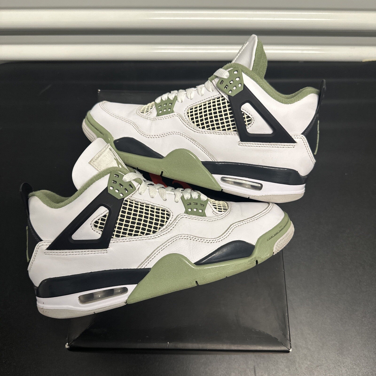 Jordan 4 Retro Seafoam (Women's)