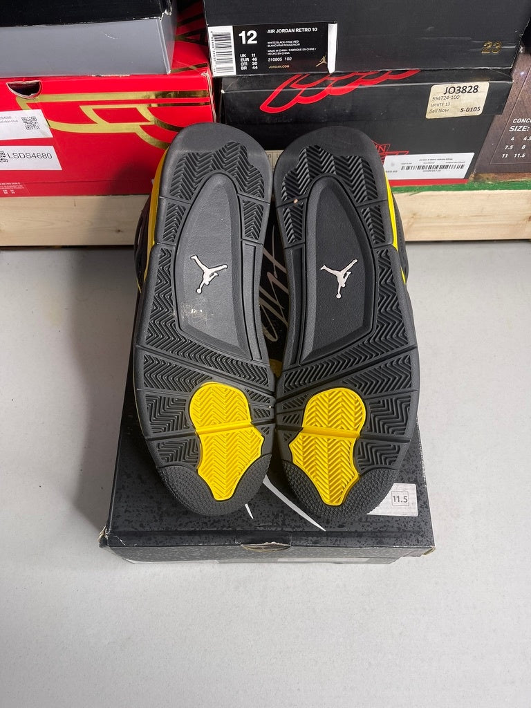 Jordan 4 Retro Thunder (2023)