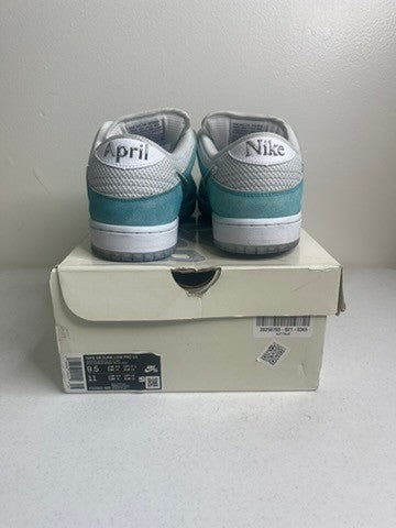 Nike SB Dunk Low April Skateboards