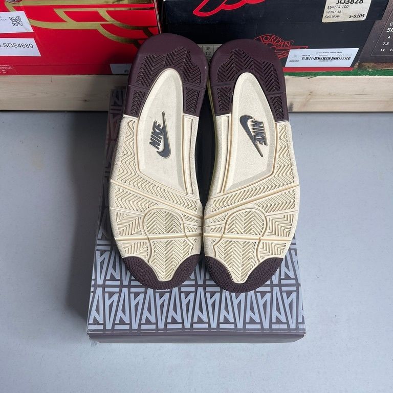 Size 8 - Jordan 4 Retro SP A Ma Maniére Violet Ore