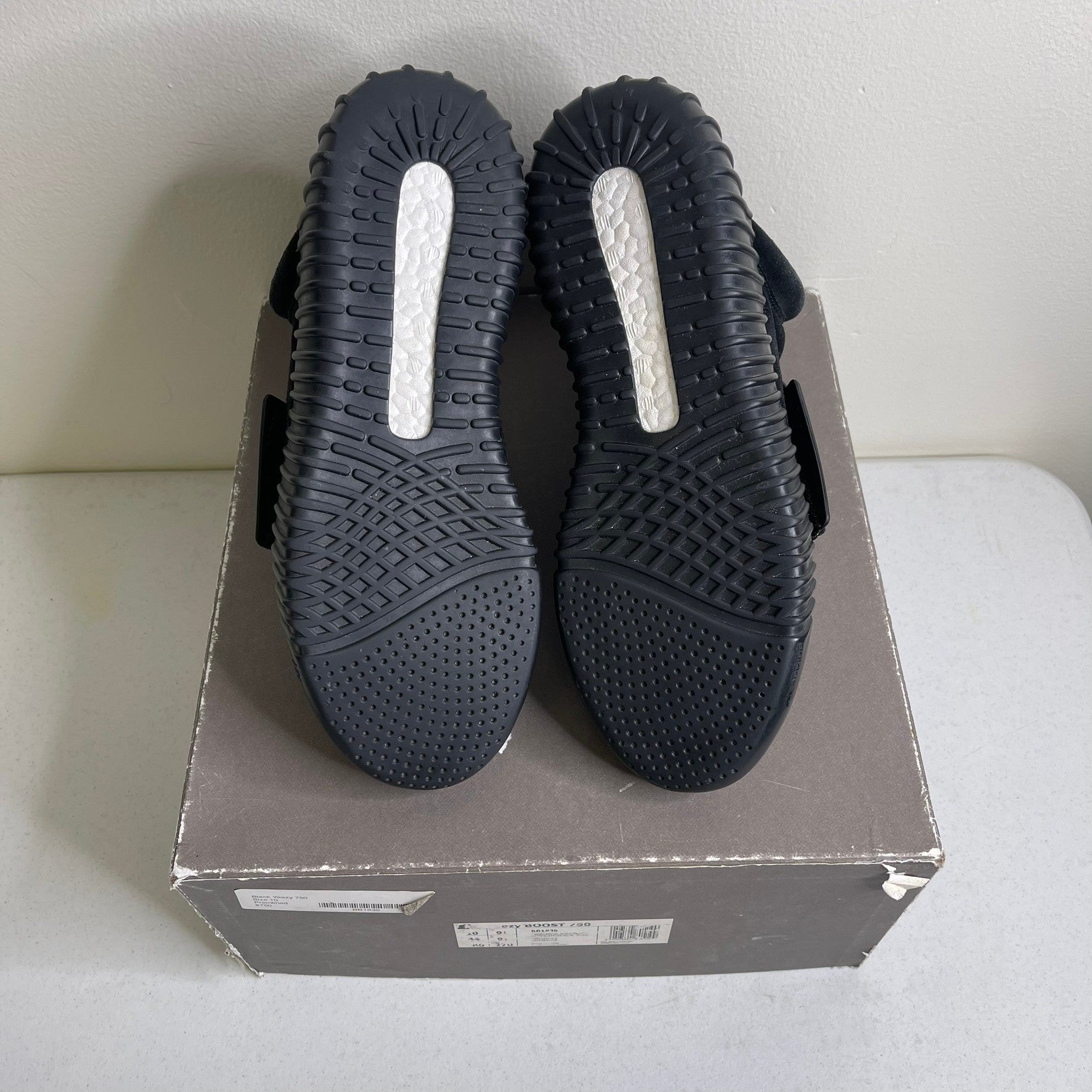 Size 10 - adidas Yeezy Boost 750 Triple Black