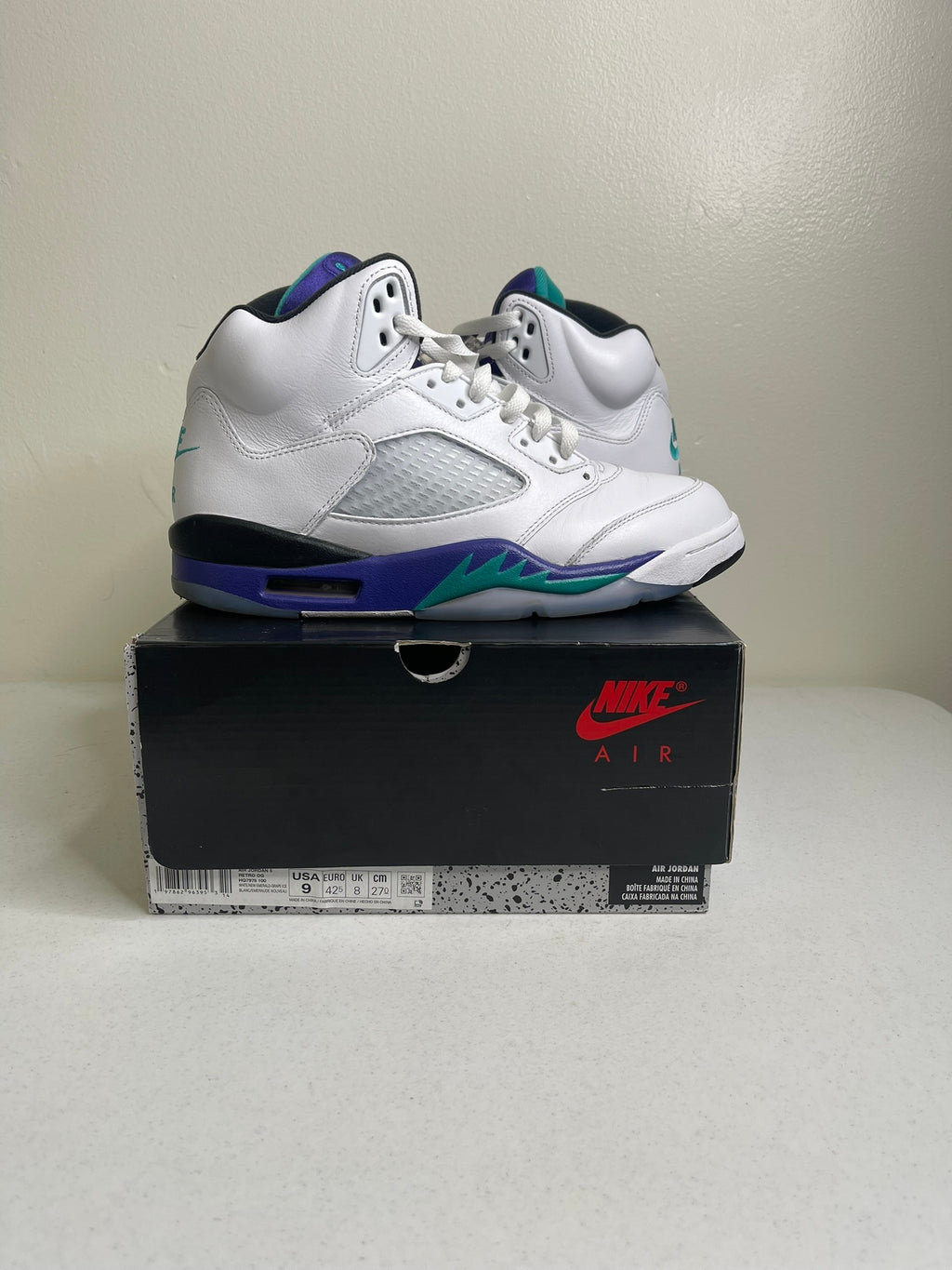 Size 9 - Jordan 5 Retro Grape (2025)
