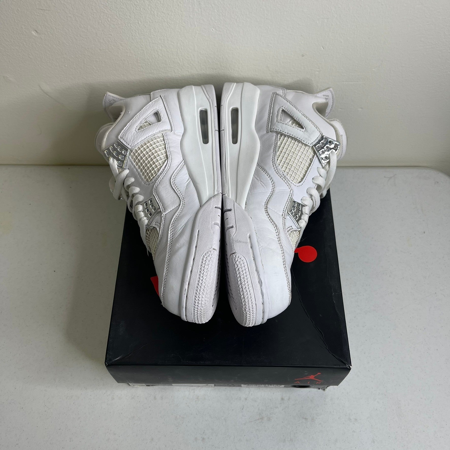 Size 10 - Jordan 4 Retro Pure Money (2017)