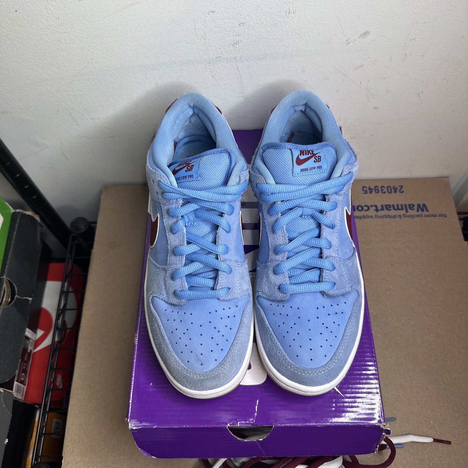 Nike SB Dunk Low Philadelphia Phillies