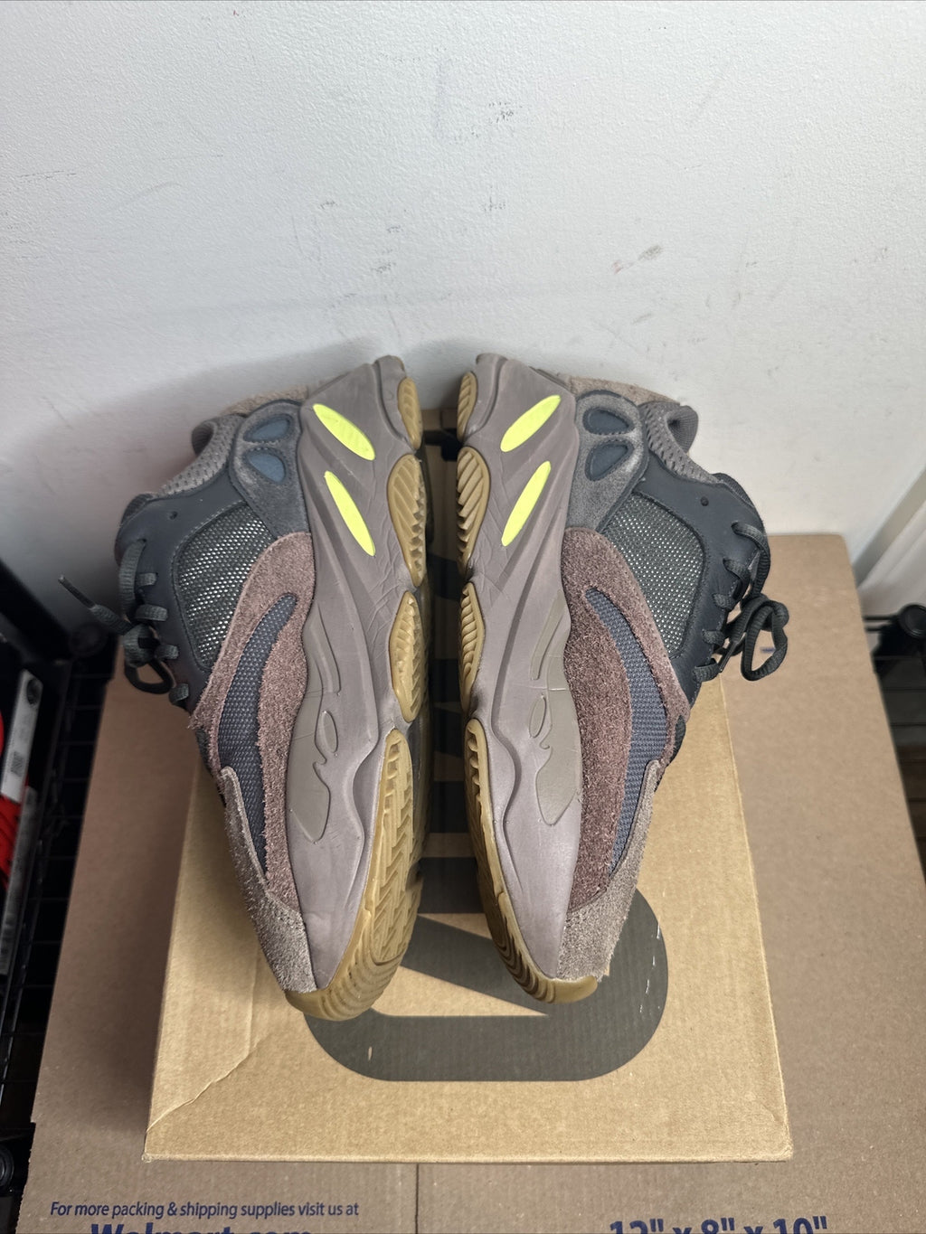 adidas Yeezy Boost 700 Mauve