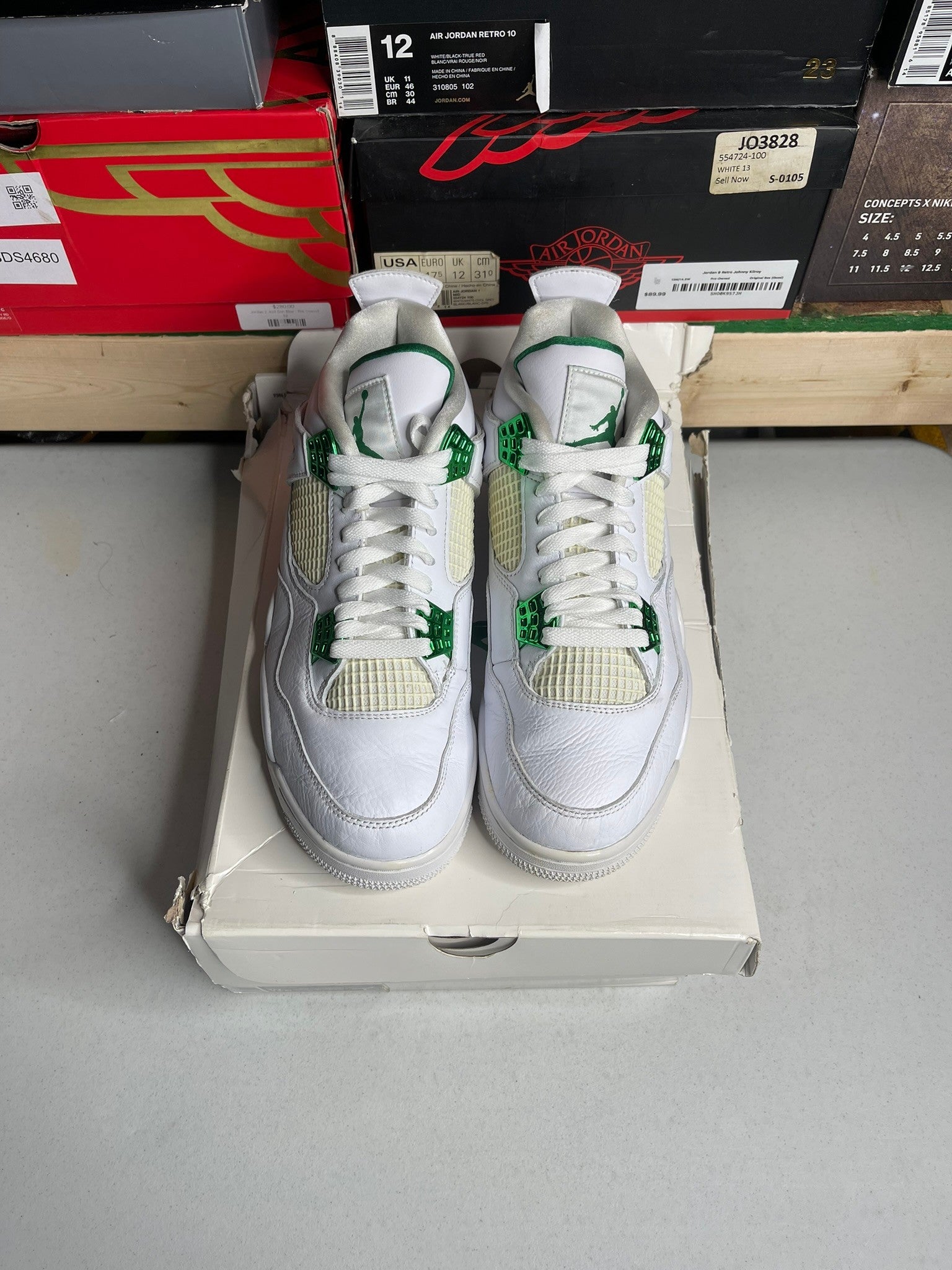 Jordan 4 Retro Metallic Green