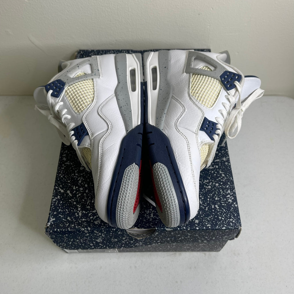 Jordan 4 Retro Midnight Navy