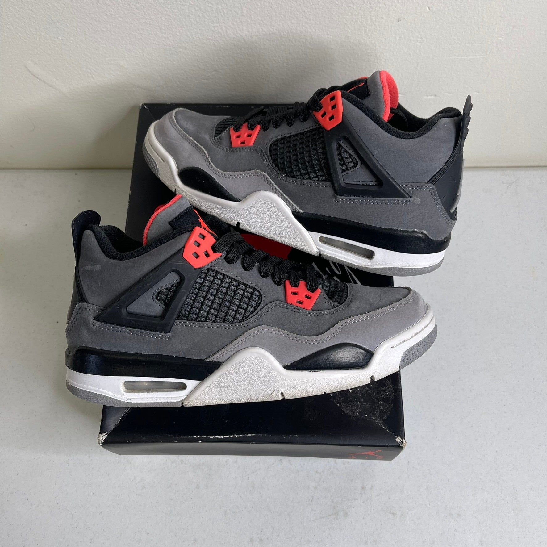 Size 6.5y - Jordan 4 Retro Infrared (GS)