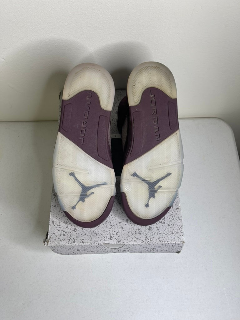 Size 10.5 - Jordan 5 Retro Burgundy (2023)