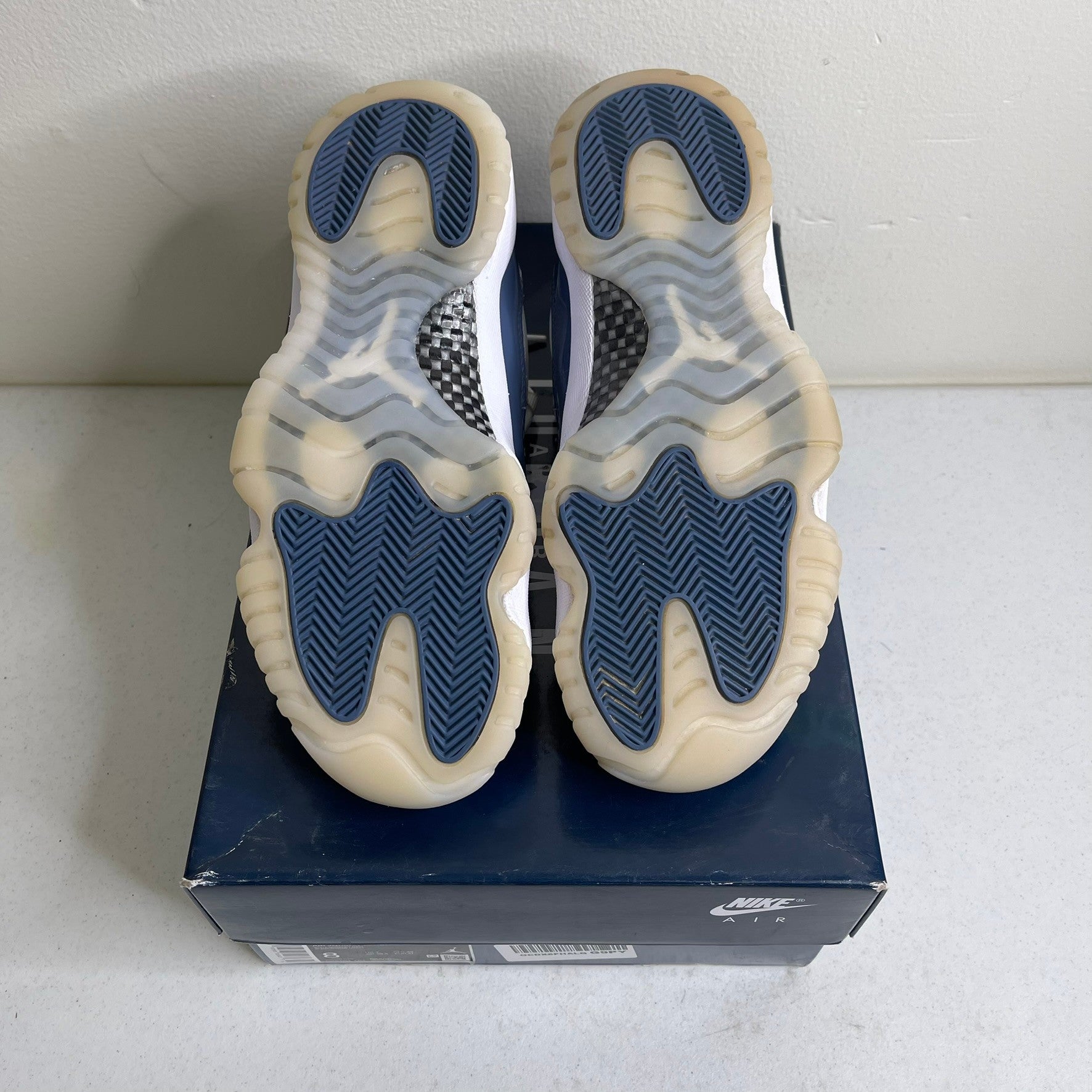 Size 8 - Jordan 11 Retro Low Diffused Blue