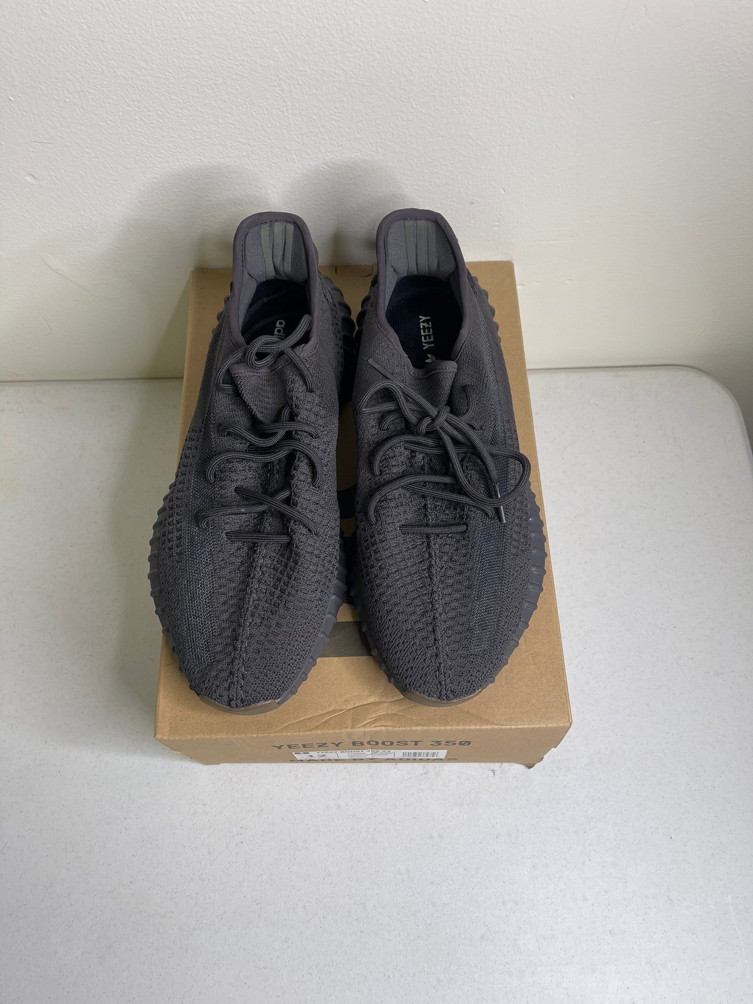 adidas Yeezy Boost 350 V2 Cinder