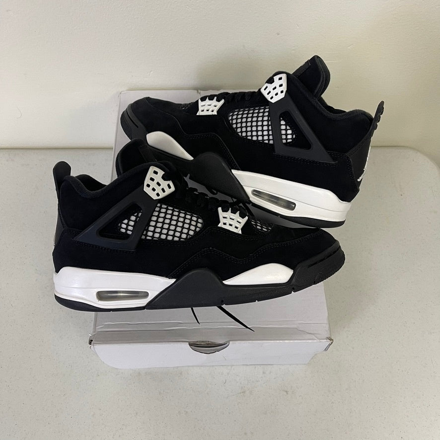 Size 8 - Jordan 4 Retro White Thunder