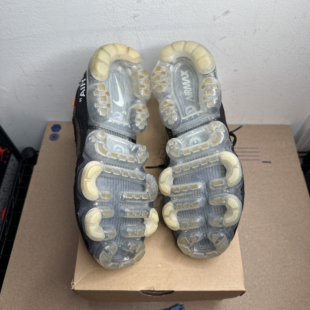 Size 8.5 - Nike Air VaporMax Off-White Black (2018)