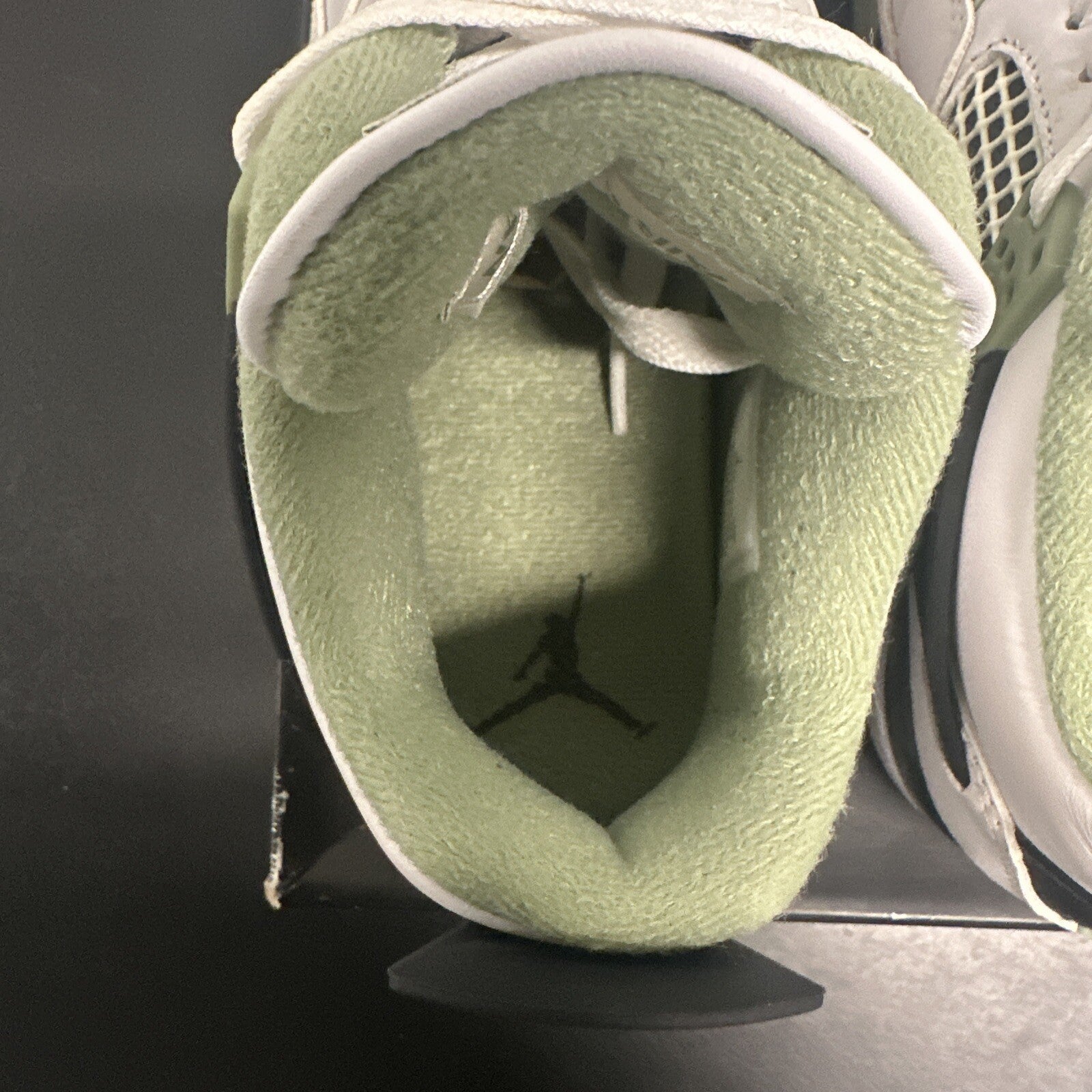 Jordan 4 Retro Seafoam (Women's)